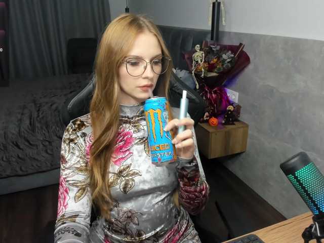 white_witch live cam preview