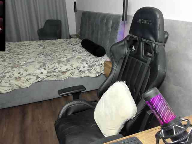 MCfly_ webcam