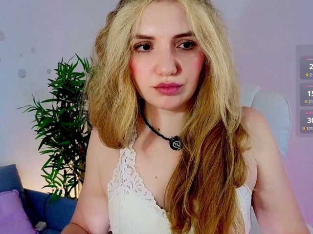 marykiskis live cam on BongaCams