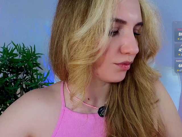 marykiskis live cam on BongaCams