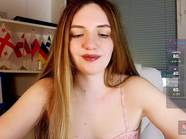 marykiskis's BongaCams show and profile