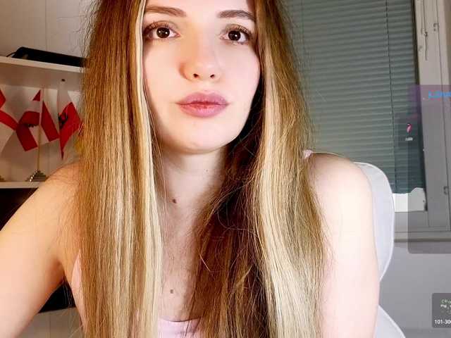 marykiskis's BongaCams show and profile