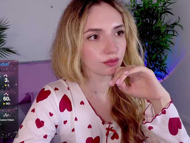 marykiskis live webcam show