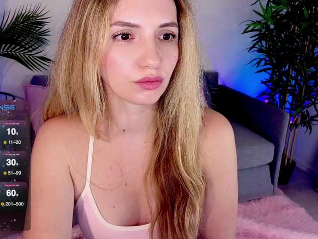 marykiskis live cam on BongaCams