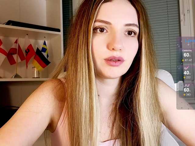 marykiskis's BongaCams show and profile