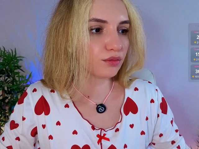 marykiskis, en directo ahora en BongaCams