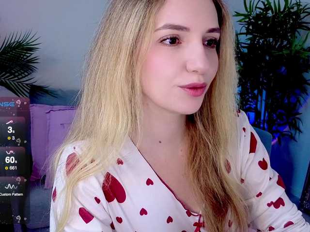 marykiskis live cam on BongaCams
