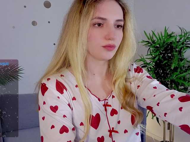 marykiskis live sex show