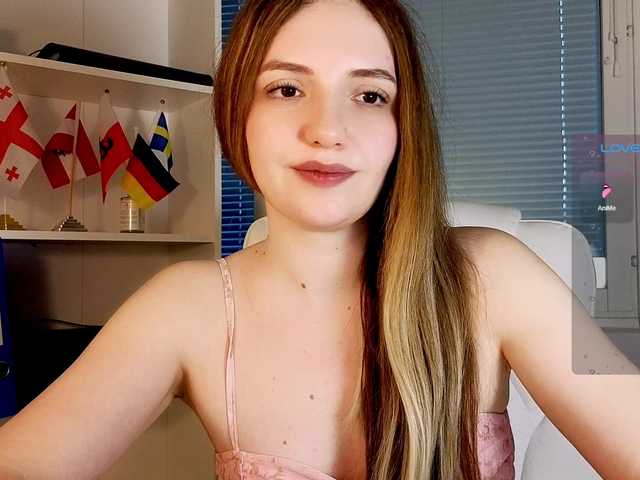 marykiskis's BongaCams show and profile