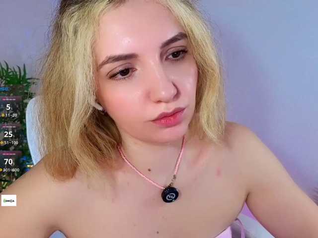 marykiskis, en vivo ahora en BongaCams