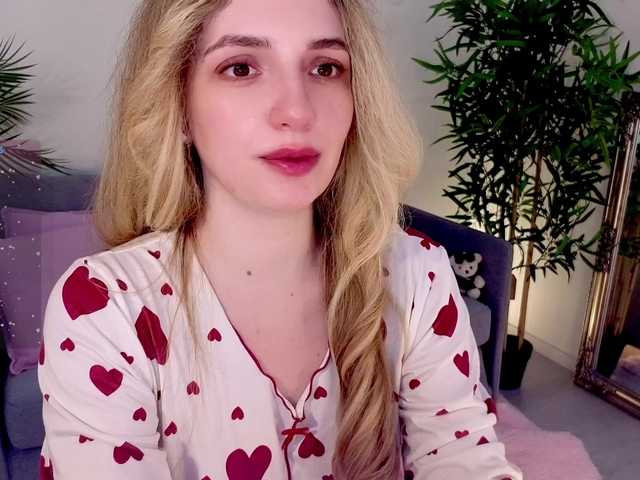 marykiskis live cam on BongaCams