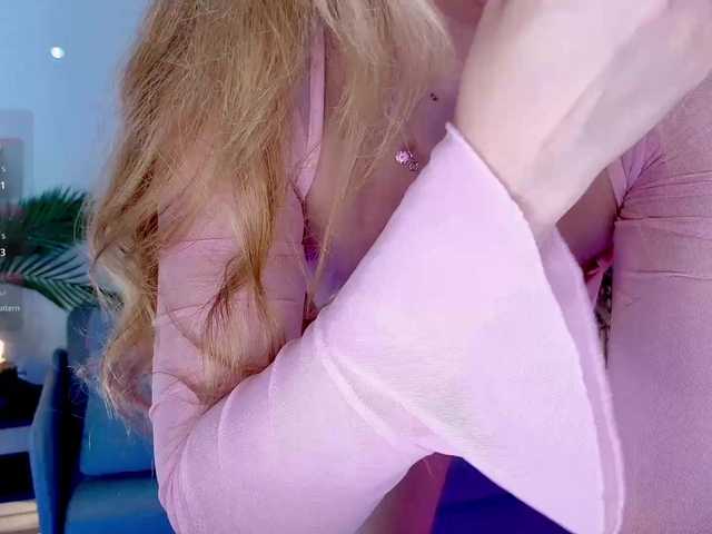 marykiskis live cam on BongaCams