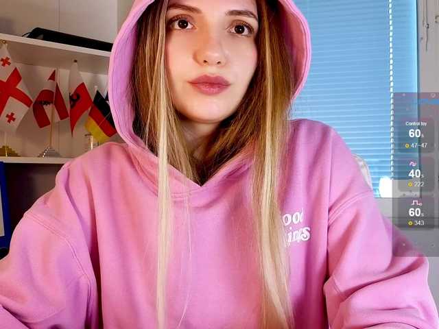 marykiskis's BongaCams profile