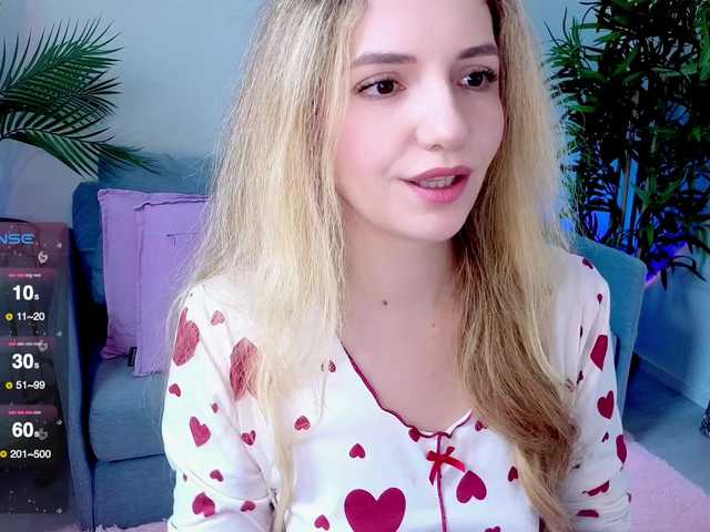 marykiskis live cam on BongaCams