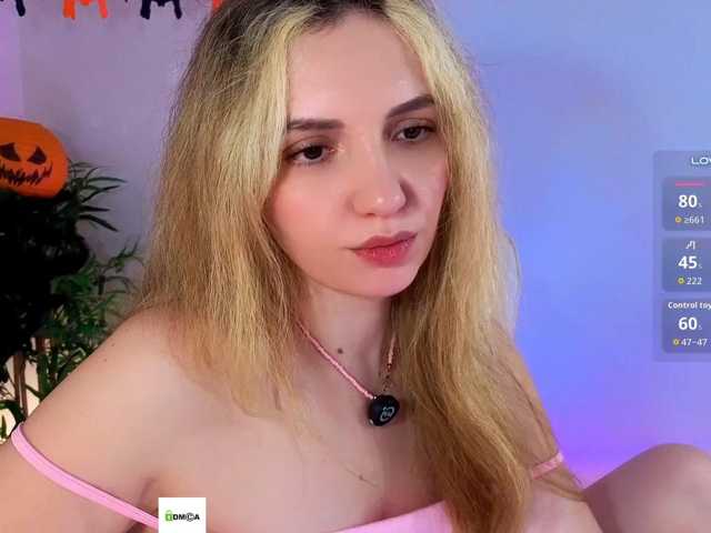 marykiskis live cam on BongaCams
