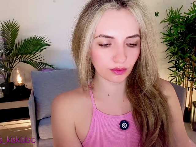 marykiskis live cam on BongaCams