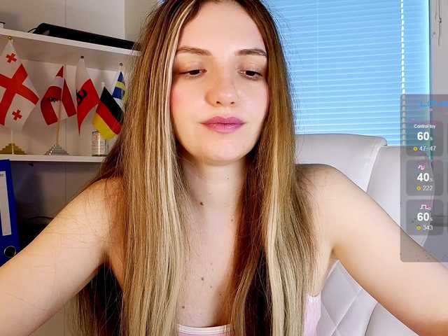 marykiskis's BongaCams show and profile