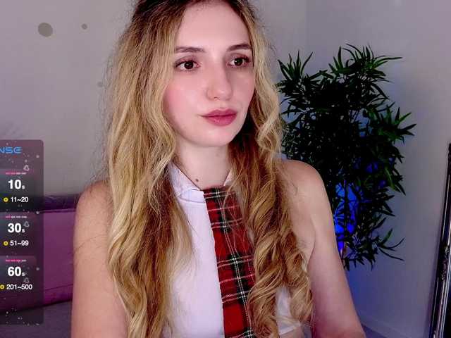 marykiskis live cam on 