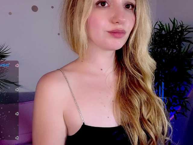 Kris_Baby live webcam show