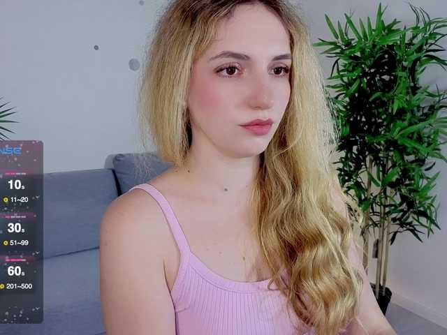 marykiskis live webcam show