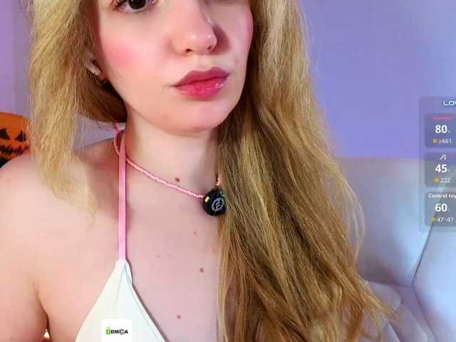 marykiskis live cam on BongaCams