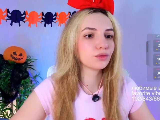 Kris_honey live cam on BongaCams