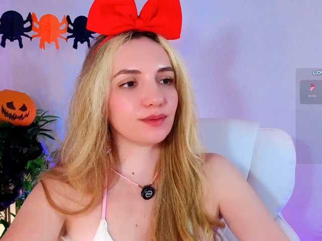 Kris_honey live cam on BongaCams