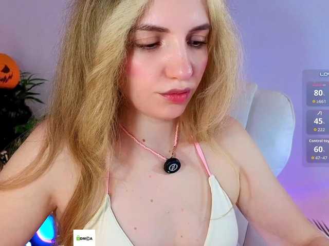 marykiskis live cam on BongaCams