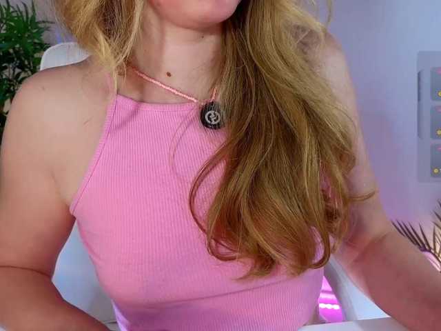marykiskis live cam on BongaCams