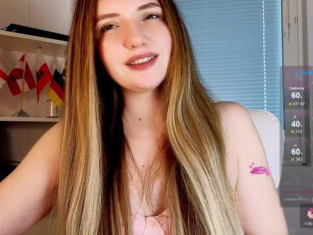 marykiskis's BongaCams show and profile