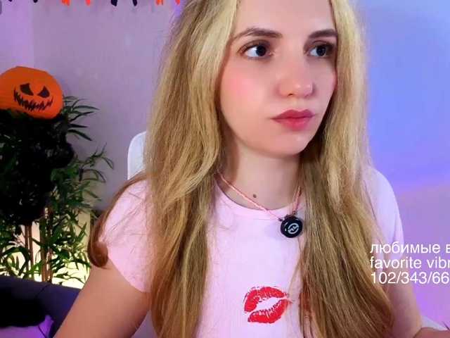 marykiskis live cam on BongaCams