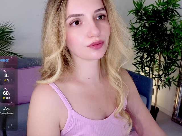 marykiskis live cam on BongaCams