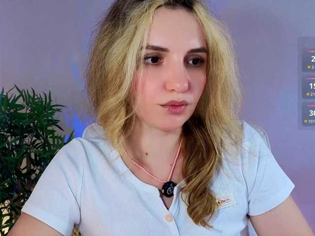 marykiskis live cam on BongaCams