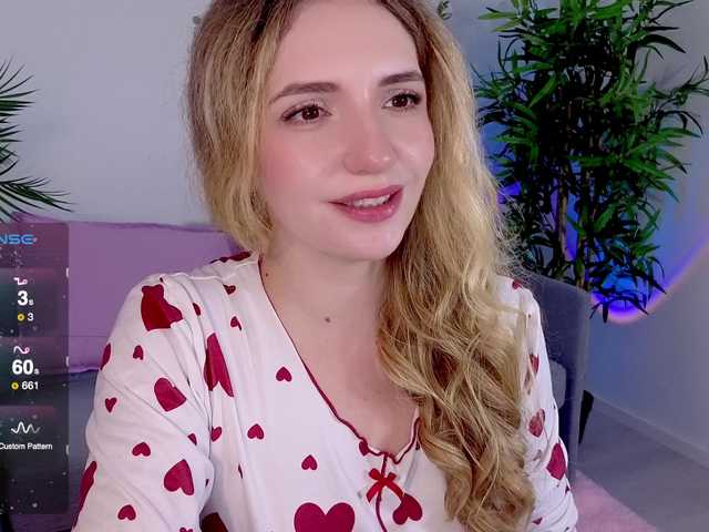 marykiskis live webcam show