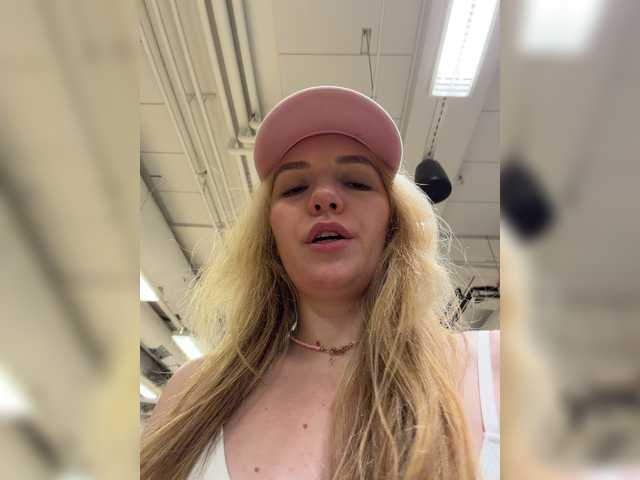 marykiskis, en vivo ahora en BongaCams
