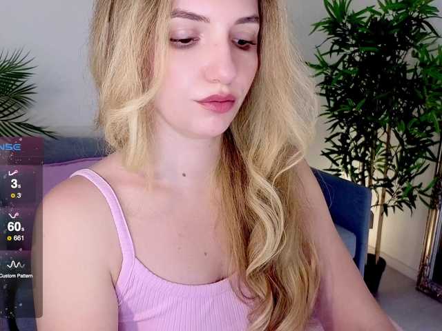 marykiskis live cam on BongaCams