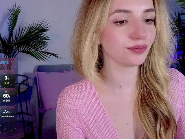 marykiskis live cam on BongaCams