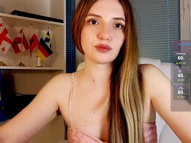 marykiskis's BongaCams show and profile