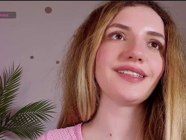 marykiskis live cam on BongaCams