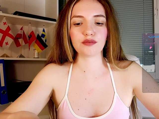 marykiskis's BongaCams show and profile