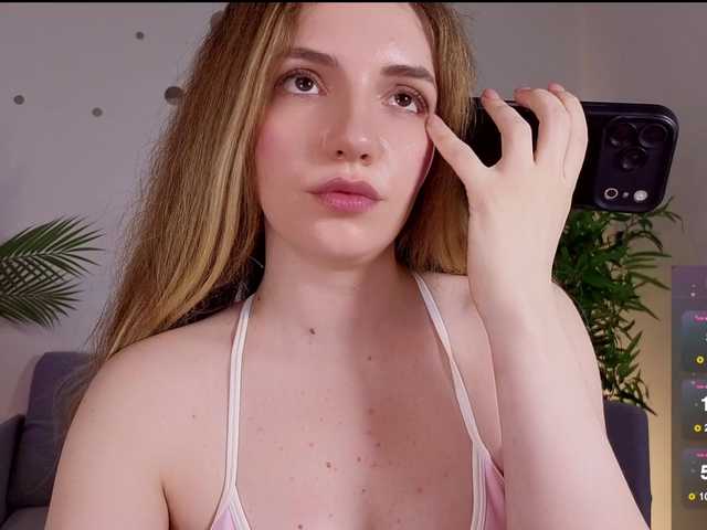 marykiskis live cam on BongaCams