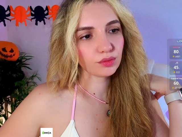 marykiskis live cam on BongaCams