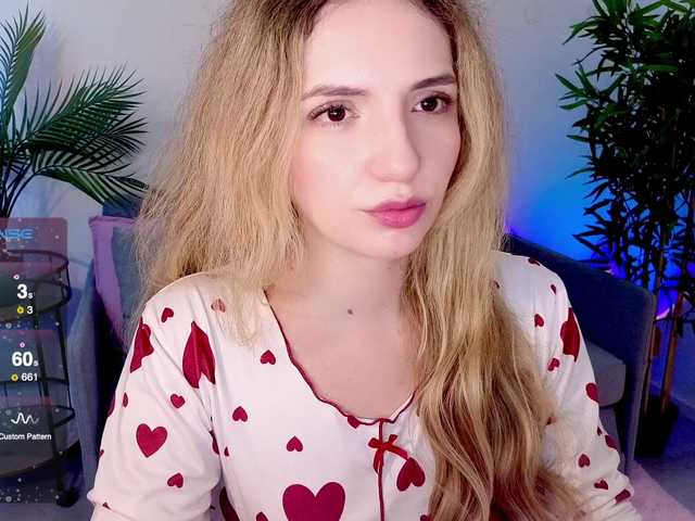 marykiskis live cam on BongaCams