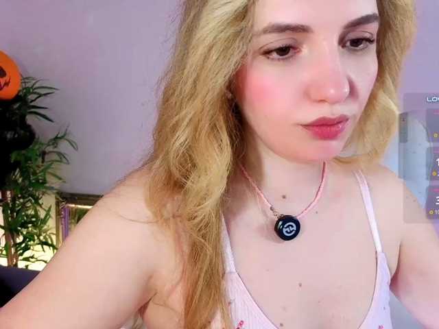 marykiskis live cam on BongaCams