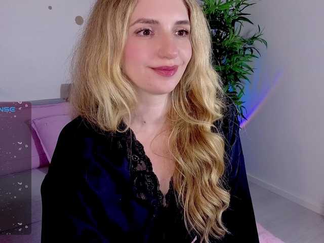 marykiskis live webcam show