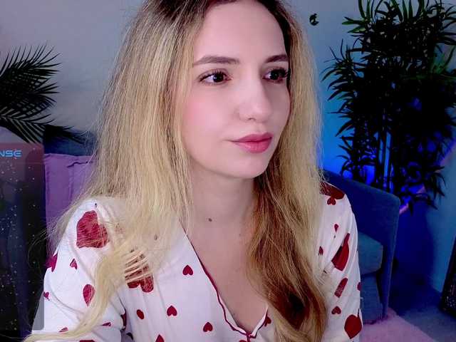 marykiskis live cam on BongaCams