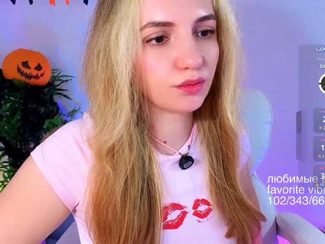 Kris_honey live cam on BongaCams