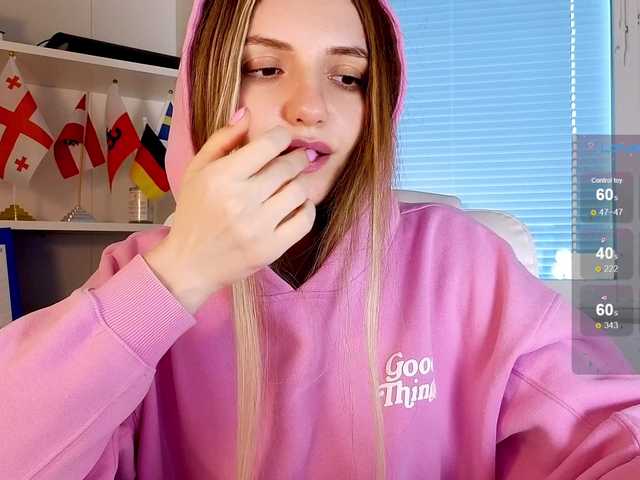 marykiskis's BongaCams show and profile