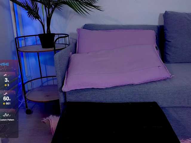 Kris_Baby live webcam show