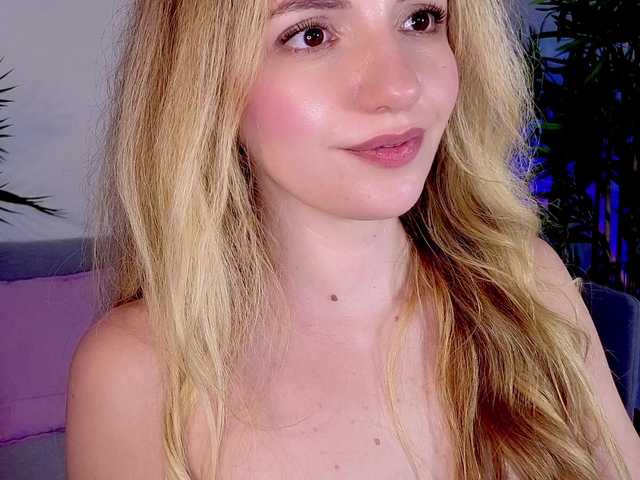 marykiskis live cam on BongaCams